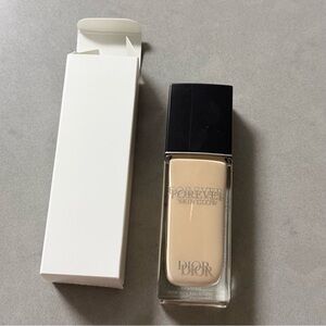 2N Dior Forever Skin Glow Foundation